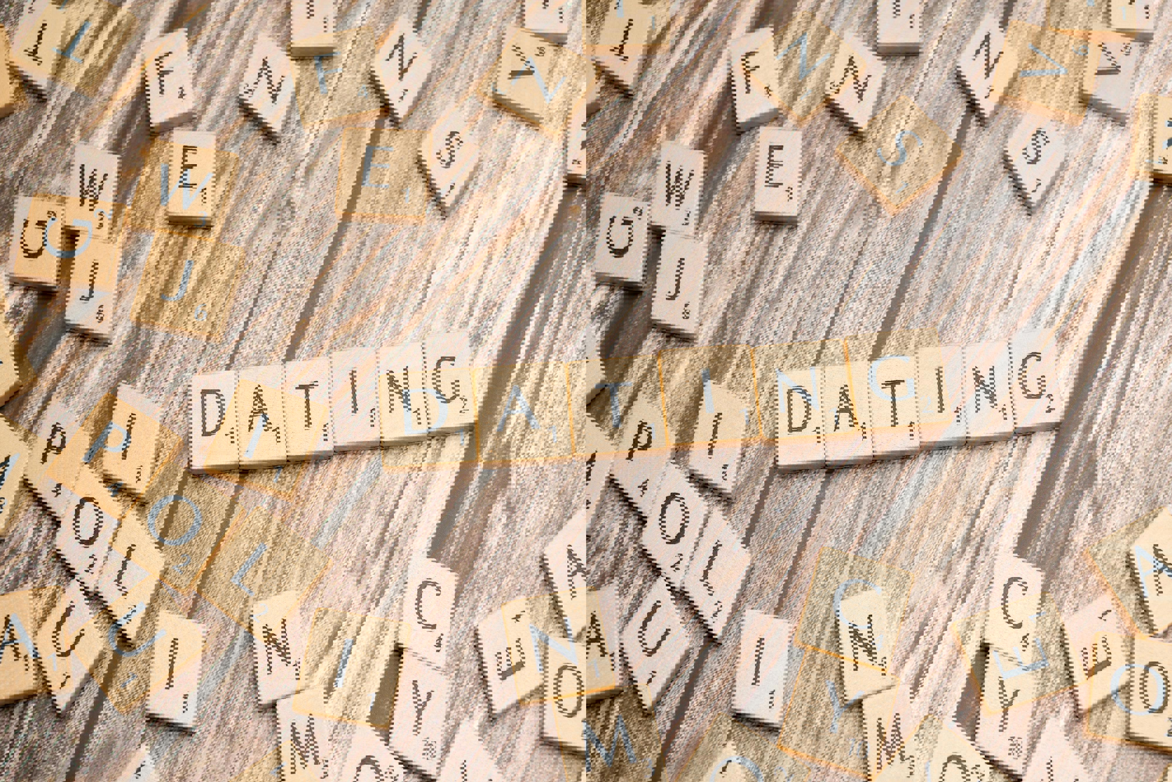 Hvad gør du, hvis din date stadig taler med sin eks?